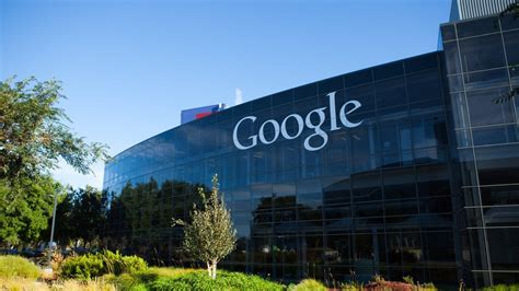 How to stop Google ads: The steps to turn off personalized targeting.